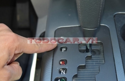 Shift Lock trên xe số tự động và tác dụng của nó