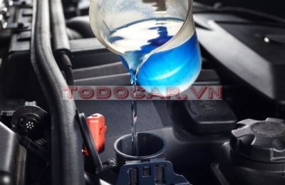 Nguyên nhân và cách khắc phục tình trạng đông cơ ô tô nóng lên khi đang di chuyển (P2)