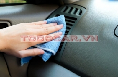 Các bước vệ sinh giàn lạnh điều hòa ô tô từ bên trong