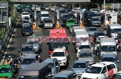 Những điều cần lưu ý khi điều khiển ô tô vào dịp lễ tết