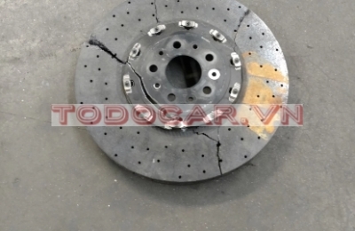 Phanh đĩa sẽ vỡ tan nếu như bạn rà phanh liên tục
