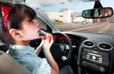 Những lưu ý dành cho chị em phụ nữ khi điều khiển xe