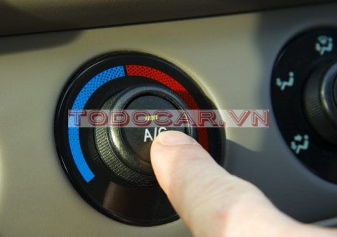 Thường xuyên kiểm tra hệ thống điều hòa trên ô tô